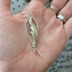 💎RARE💎Estate Vintage (MCM) Feather Brooch With Genuine White Topaz Stone